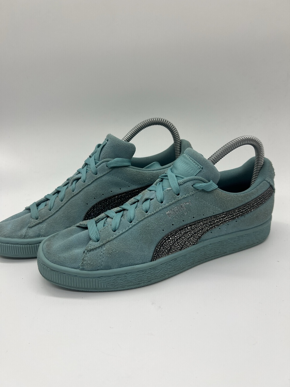 PUMA Suede Shoes Mens Size 6.5 Blue Low Top Casual Athletic Sneakers 387842-01